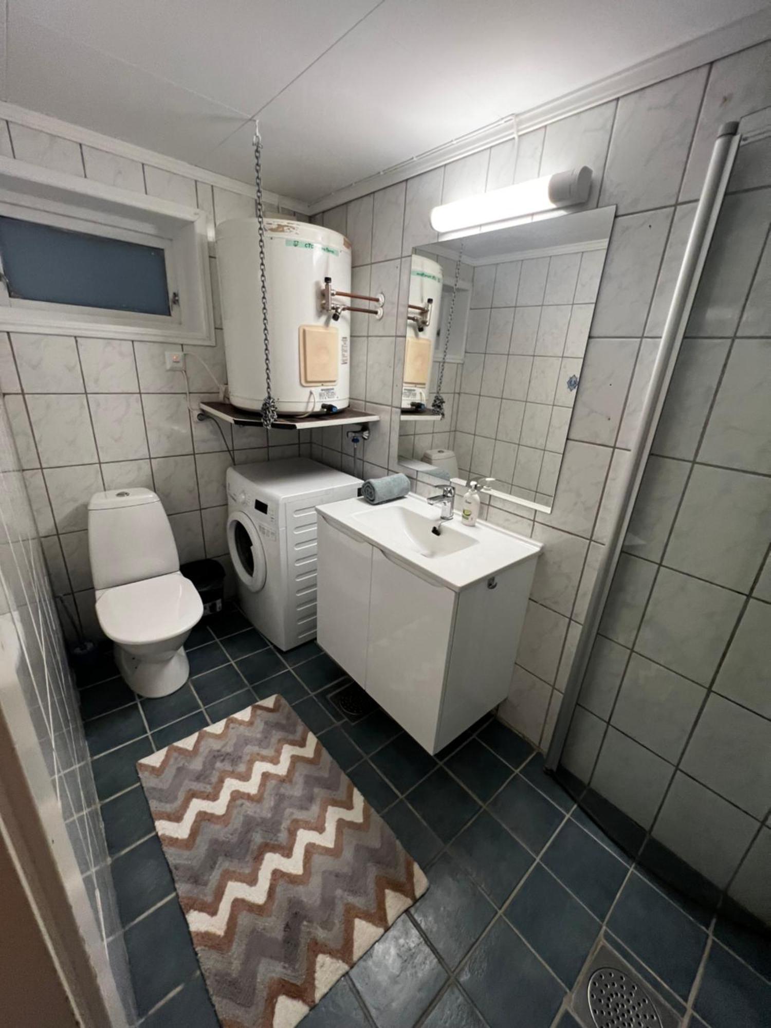 Hoda Apartment - Cozy Central Apartment With Free Parking Leknes Exterior photo