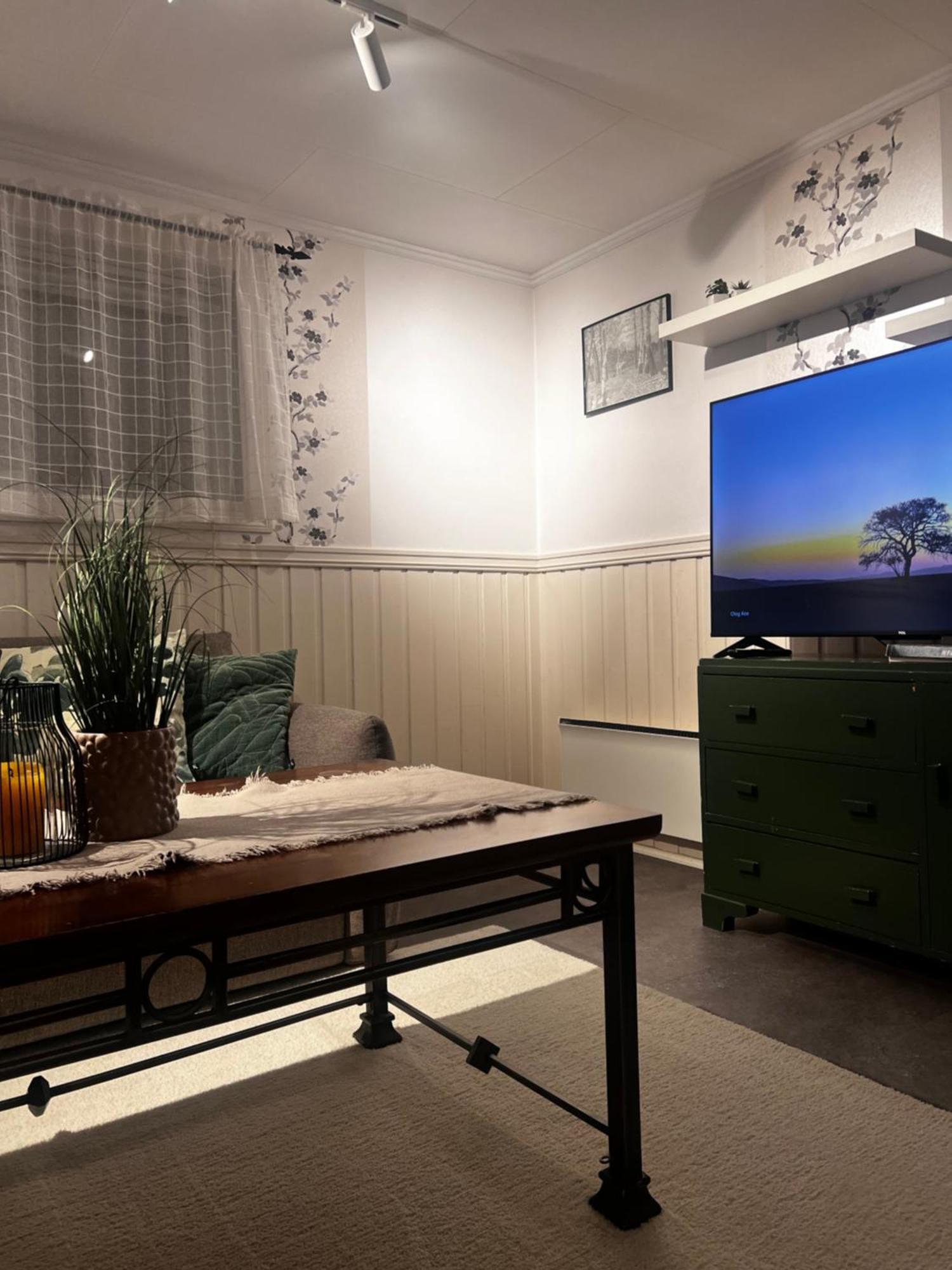Hoda Apartment - Cozy Central Apartment With Free Parking Leknes Exterior photo